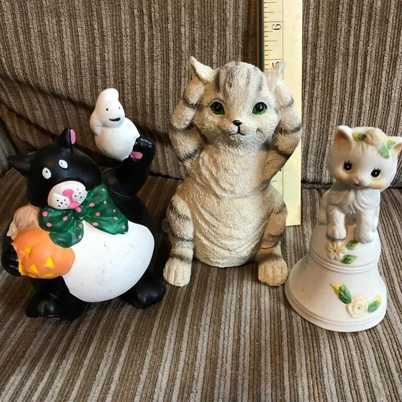 Vintage 3 Pieces Lot Of Cute Kitty Cat Decor Figurines Status - Picture 3 of 3